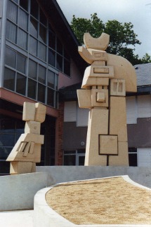 Totem Lycée Victor Hugo